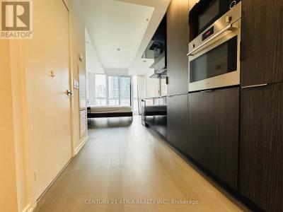 70 TEMPERANCE STREET, Toronto (bay Street Corridor), Ontario M5H 0B1, CANADÁ