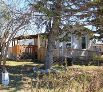 229 4 STREET NW, Sundre, Alberta T0M 1X0, CANADÁ