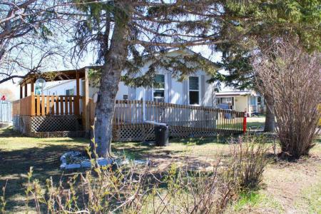 229 4 STREET NW, Sundre, Alberta T0M 1X0, Canada