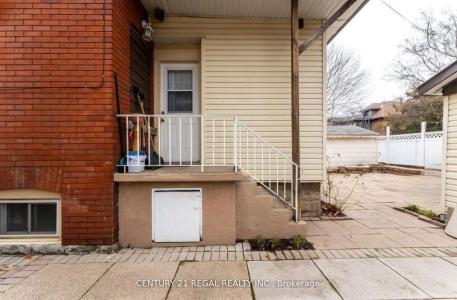 133 EASTBOURNE AVENUE, Hamilton, Ontario L8M 2M9, Kanada