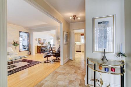 560 Av. de la Promenade, Saint-Hyacinthe, Quebec J2S 6R6, Kanada