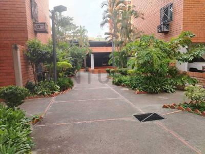 BASE ARAGUA ,Calle  uno  y calle  A Conjunto Residencial Aguada Grande, Maracay, Aragua 2121, ベネズエラ
