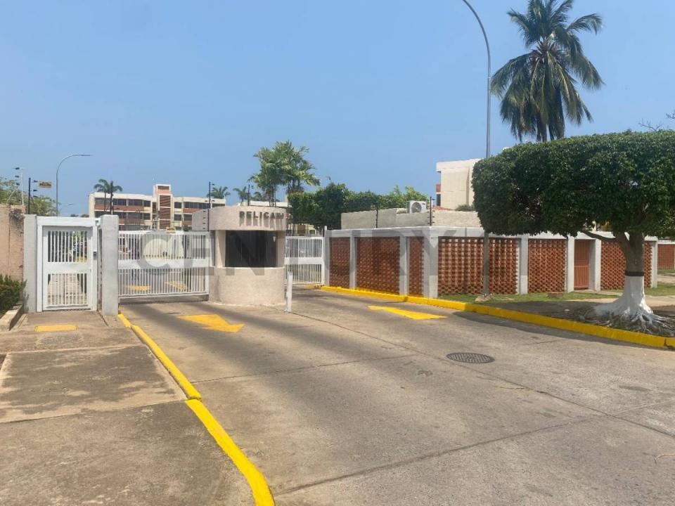Complejo Turístico El Morro Cr Pelicano, Lechería, Anzoategui 6016, Venezuela