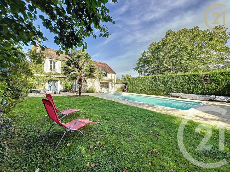 Pringy, Île-de-France 77310, Франция
