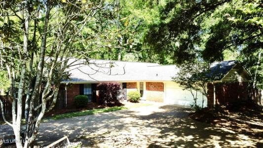 103 Woodmoor Cove, Clinton, Mississippi 39056