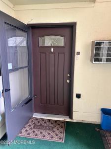 153 Cross Slope Court #D, Manalapan, New Jersey 07726, USA