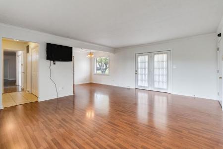 107 Green Hill Park, Somerset, Kentucky 42501, USA