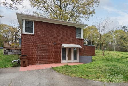 668 Riverside Drive, Lincolnton, Северная Каролина 28092, Соединенные Штаты