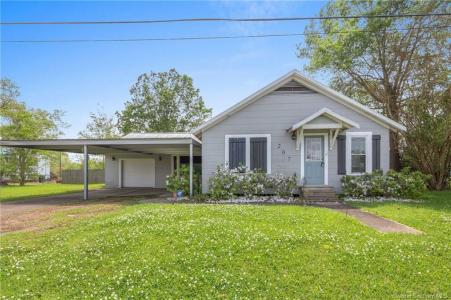 207 Duff Street, Dequincy, Louisiana 70633