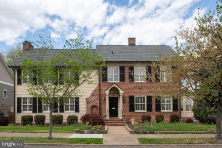 701 Hanover Street, Fredericksburg, Virginia 22401, USA