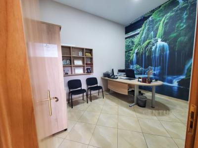 Rruga e Elbasanit, Tirana, Albania