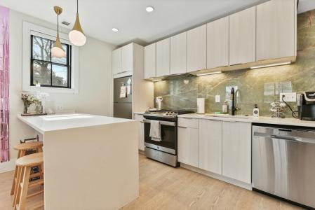 2 Lamson Court , #1, Boston, Massachusetts 02128, Estados Unidos