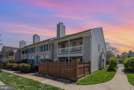 6082 Essex House Square Unit# A, Alexandria, Virginia 22310, USA