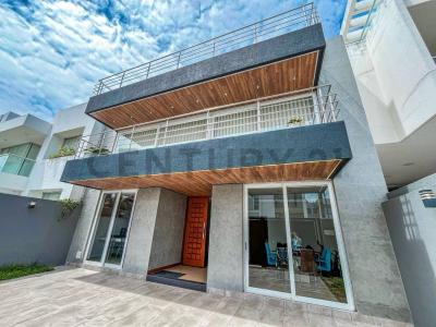 Av. Las Palmas Calle Quimome S/N , Oeste, Santa Cruz 00001, ボリビア