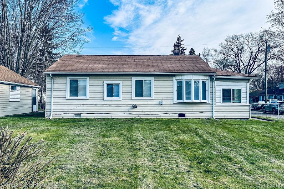 34038 Caseville Court, Westland, Michigan 48186