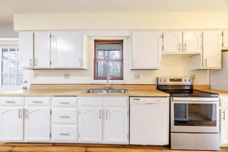 8899 E Southshore Drive, Unionville, Индиана 47468, Соединенные Штаты