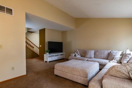 4811 Orchid Lane N, Plymouth, Minnesota 55446, USA