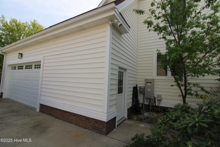 1505 Trafalgar Drive, Winterville, NC 28590, USA