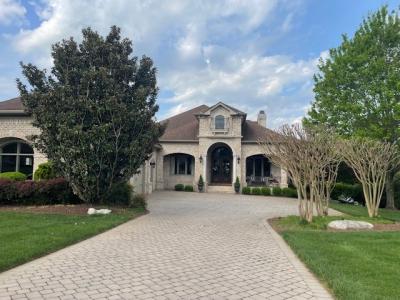 889 Plantation Blvd, Gallatin, Tennessee 37066, USA