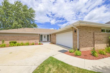 9836 Circle Parkway, Palos Park, Illinois 60464, USA
