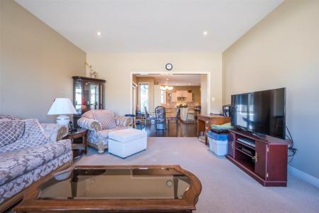 6679 OXBOW CRESCENT, Oliver, Colombie-Britannique V0H 1T4, Canada