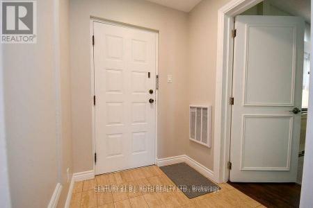 60 LAGUNA PARKWAY, Ramara (brechin), Ontario L0K 1B0, Canada