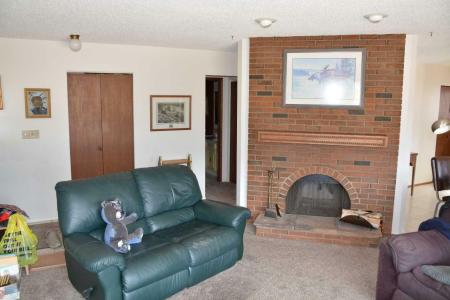 7113 99 STREET, Peace River, Alberta T8S 1B3, Kanada