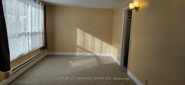 619 QUEENSVILLE SIDE ROAD W, East Gwillimbury, אונטריו L9N 1A7, קנדה
