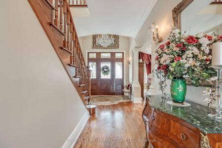 6416 MCNIVEN ROAD, Burlington, Ontario L7P 0K5, CANADÁ