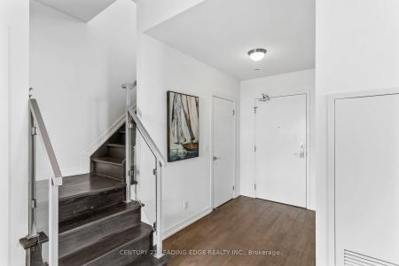 49 EAST LIBERTY STREET, Toronto, אונטריו M6K 0B2, קנדה 