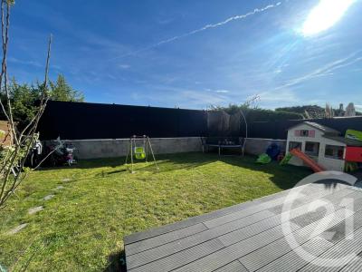 Chambly, Picardie 60230, France