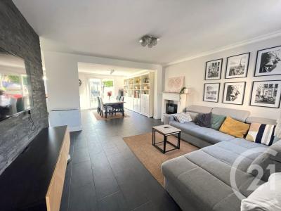 Chambly, Picardie 60230, France