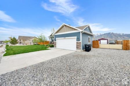 4104 ROSE SPRINGS RD 406, Erda, Utah 84074