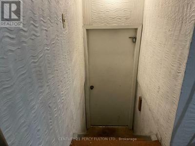 2 TRELAWN PARKWAY EAST, Welland (n. Welland), Ontario L3C 1W3, Canada