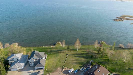 20 WHITE PELICAN WAY, Lake Newell Resort, 앨버타주 T1R 0X5, 캐나다