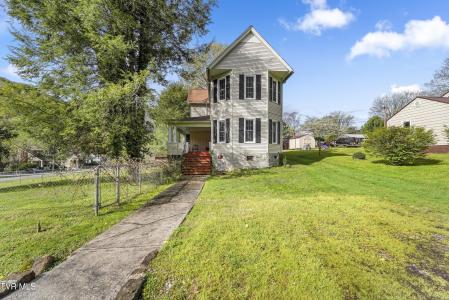 118 South 1st Street, Big Stone Gap, Virginia 24219