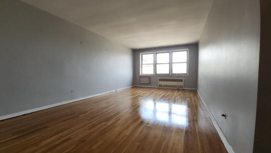 92-30 56th Ave, Unit 5F, Elmhurst, New York 11373
