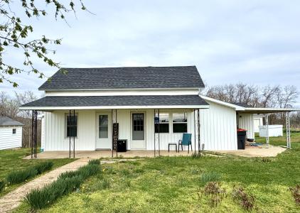 1178 Hart Road, Macomb, Missouri 65702, USA