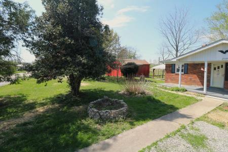 2586 KY 1676, Science Hill, Kentucky 42553