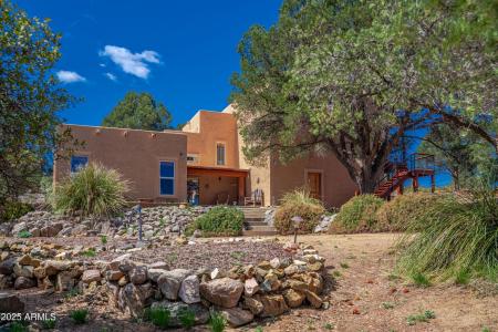 17129 W Buckhorn DR, Peeples Valley, Arizona 86332, USA