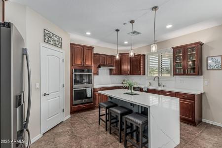 9113 W WHITE FEATHER Lane, Peoria, Arizona 85383, USA