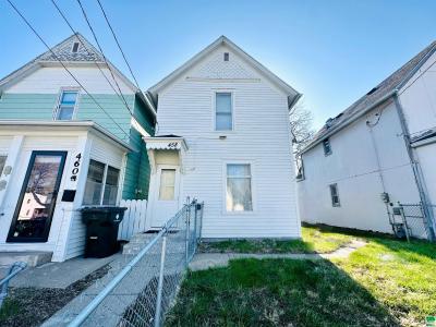 458 John St, Sioux City, Iowa 51103, USA