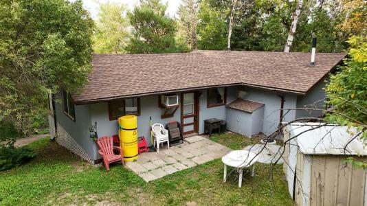 25 SUNNYSIDE BEACH ROAD, Pelican Lake, Manitoba R0K 1R0, Canada