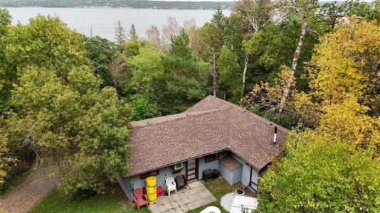 25 SUNNYSIDE BEACH ROAD, Pelican Lake, Manitoba R0K 1R0, Canada