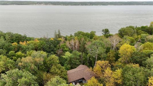 25 SUNNYSIDE BEACH ROAD, Pelican Lake, Manitoba R0K 1R0, Canada
