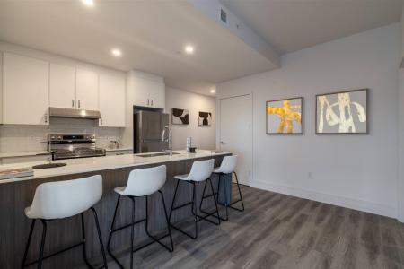 2805 Ch. Bates, Montréal (Côte-des-Neiges/Notre-Dame-de-Grâce), Quebec H3S 1B5, Kanada