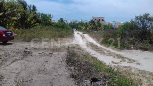 c. 44 506,, Telchac Puerto, Yucatan 97407, Messico