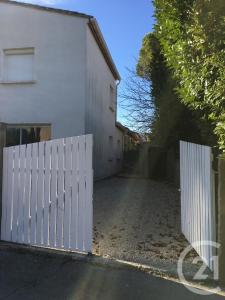 Nimes, Languedoc-Roussillon 30900, France
