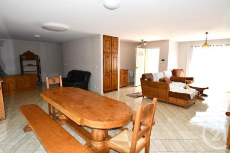 Pommeuse, Isla De Francia 77515, Francia