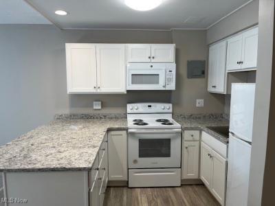 13200 Fairhill unit: 7 7, Shaker Heights, Ohio 44120